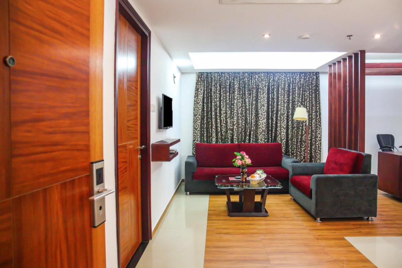 Fabhotel White Dammar Thiruvananthapuram Ngoại thất bức ảnh