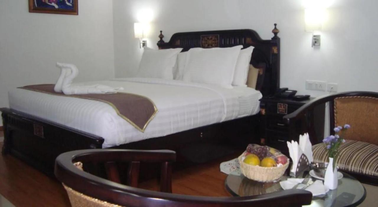 Fabhotel White Dammar Thiruvananthapuram Ngoại thất bức ảnh